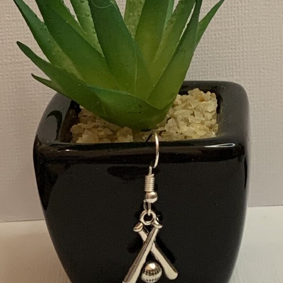 Baseball Earrings, Sports Earring, Gift Idea, Athletic Jewelry, Baseball Jewelry - Picture 11 of 11